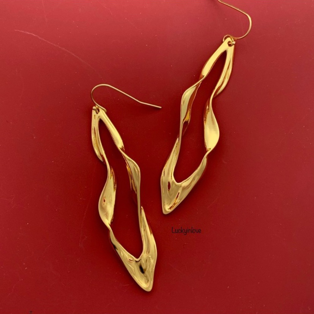 Alexis Bittar Gold Light Sculpted Linear Svelte Crumpled Hoop Wire Earrings - Picture 4 of 15